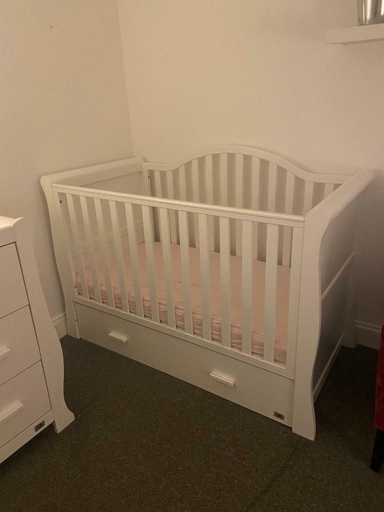 vib sleigh cot bed